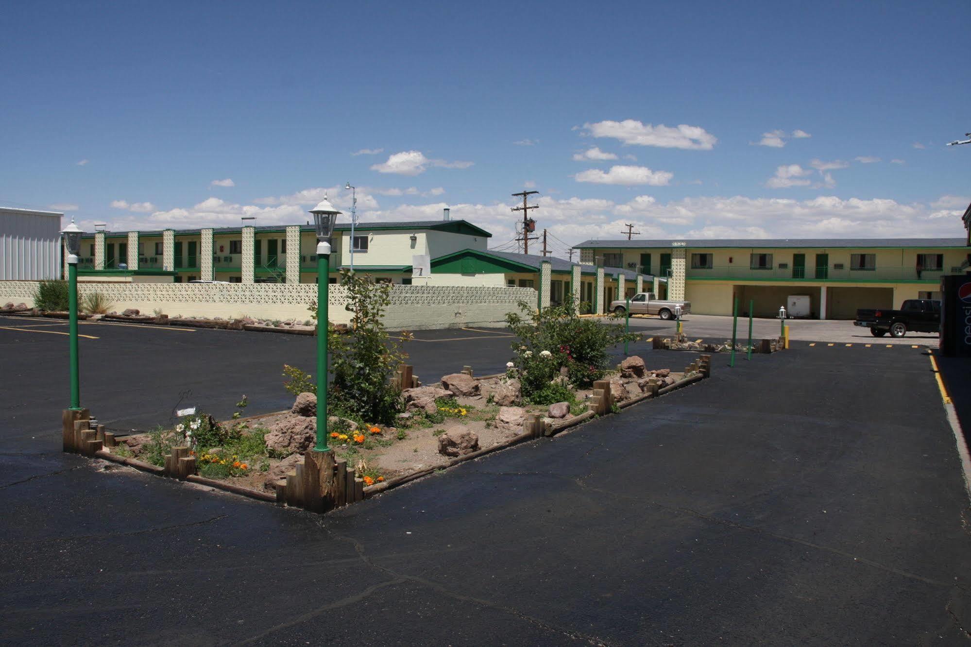 Economy Inn Socorro Exterior photo